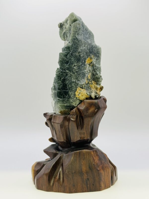 綠幽靈原礦精雕擺件