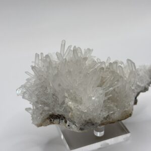 金口河石墨水晶